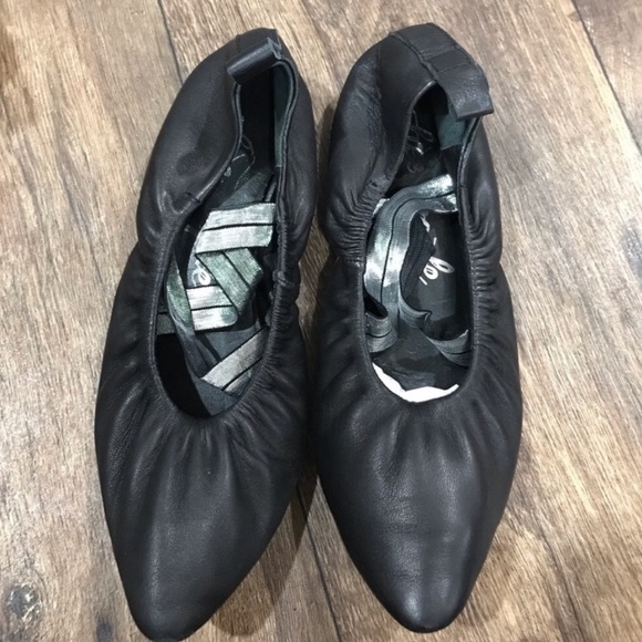 Free People Flats - Picture 3 of 5